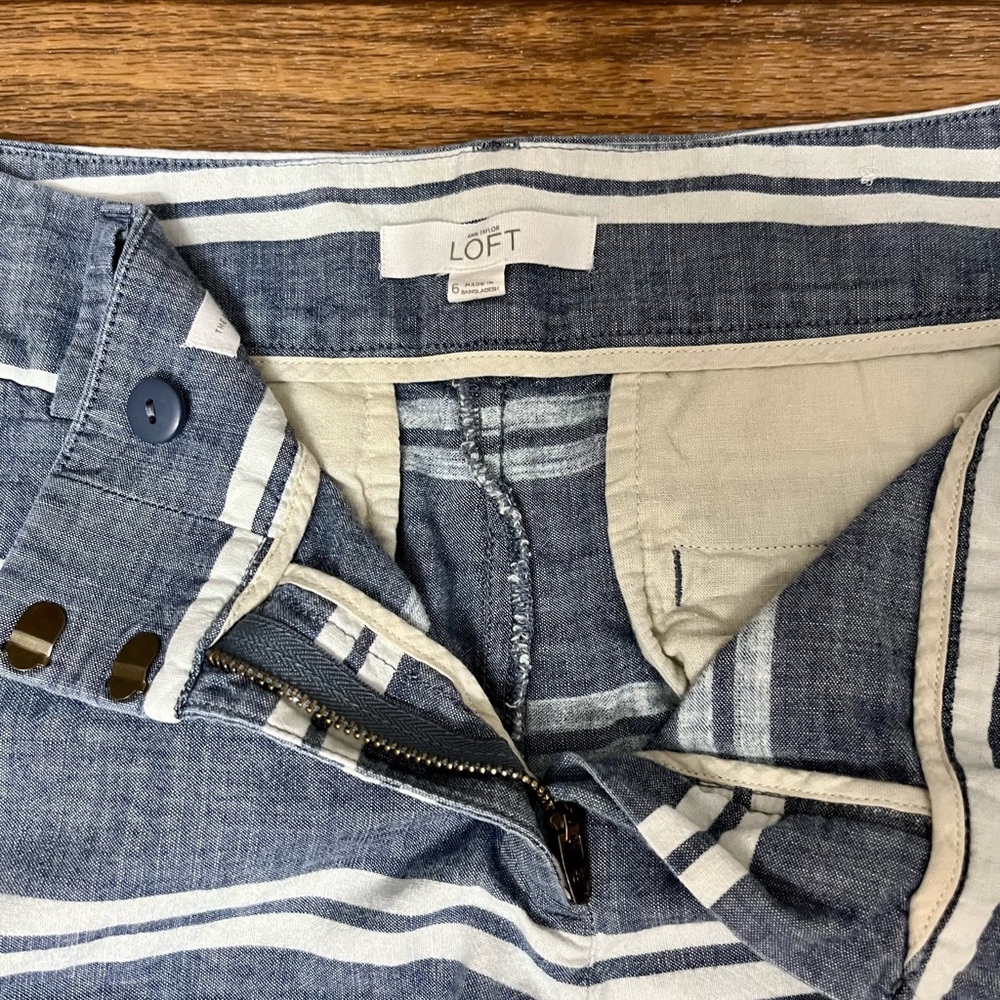 Loft cloth shorts, with stripes, size 6 used in very good condition. - Picture 4 of 7